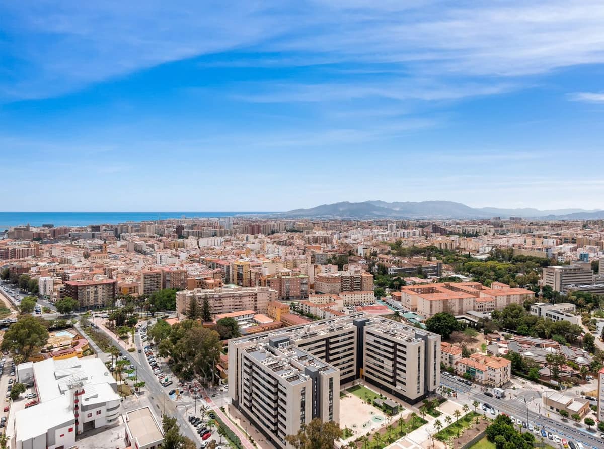 2-slaapkamer appartement Málaga – UrbanSky Torre del Sur, Martiricos in Málaga - foto 17