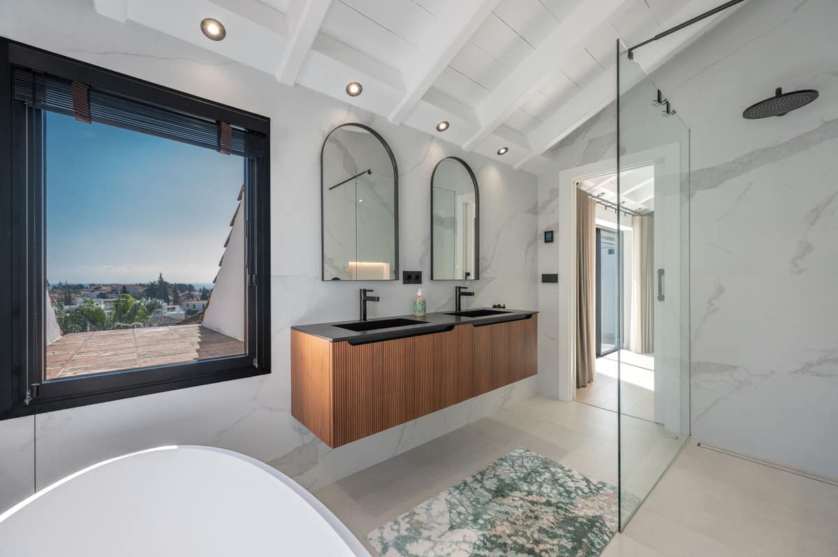 Drie-slaapkamer duplex penthouse op Marbella’s Golden Mile in The Golden Mile - foto 18