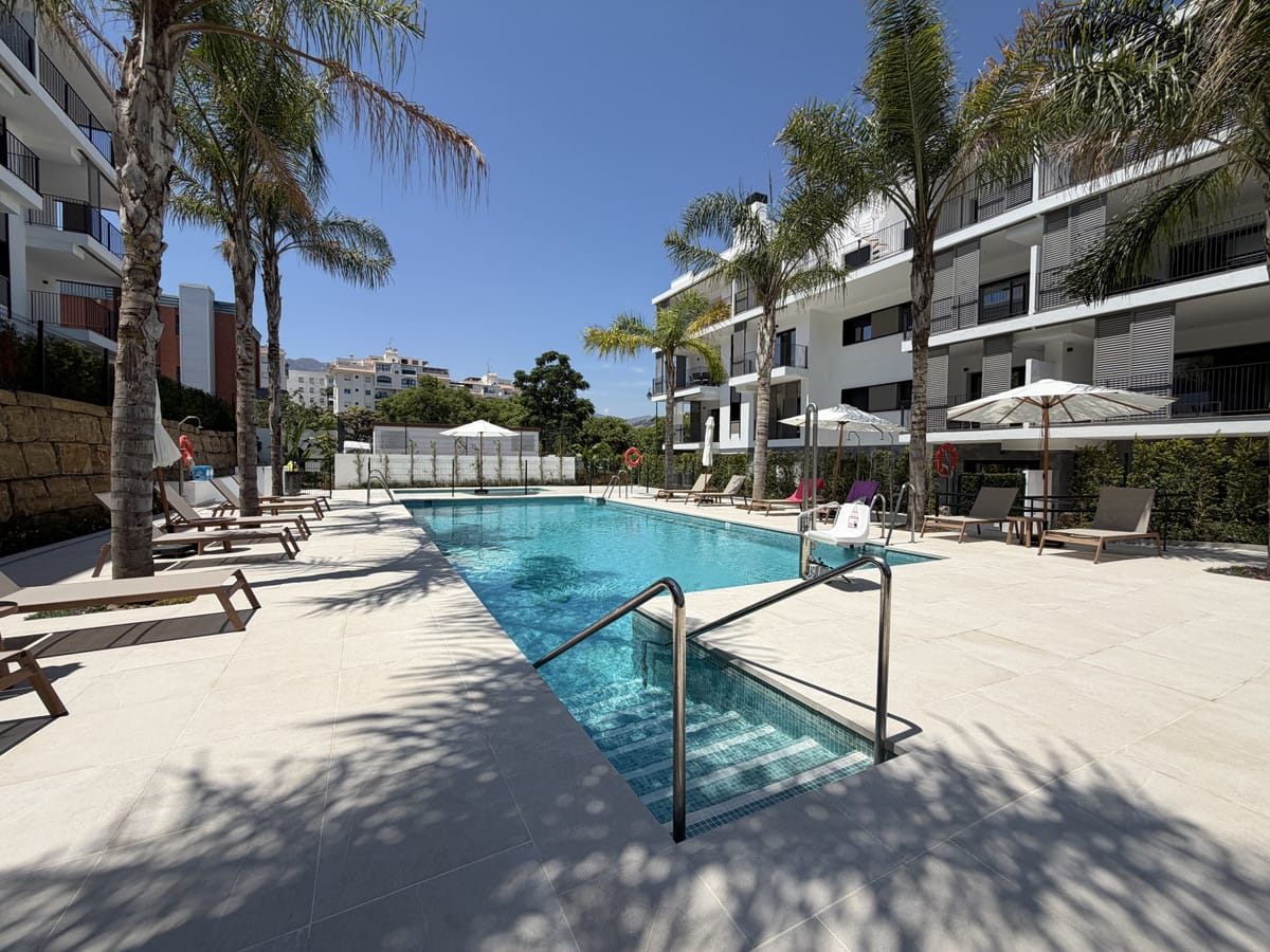 Appartement met 2 slaapkamers in Estepona in Estepona - foto 2