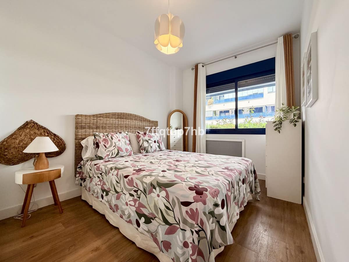 Drie-slaapkamer appartement in Estepona in Estepona - foto 14
