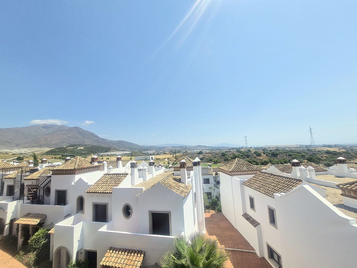 Halfvrijstaande villa met 3 slaapkamers in Estepona in Estepona - foto 17