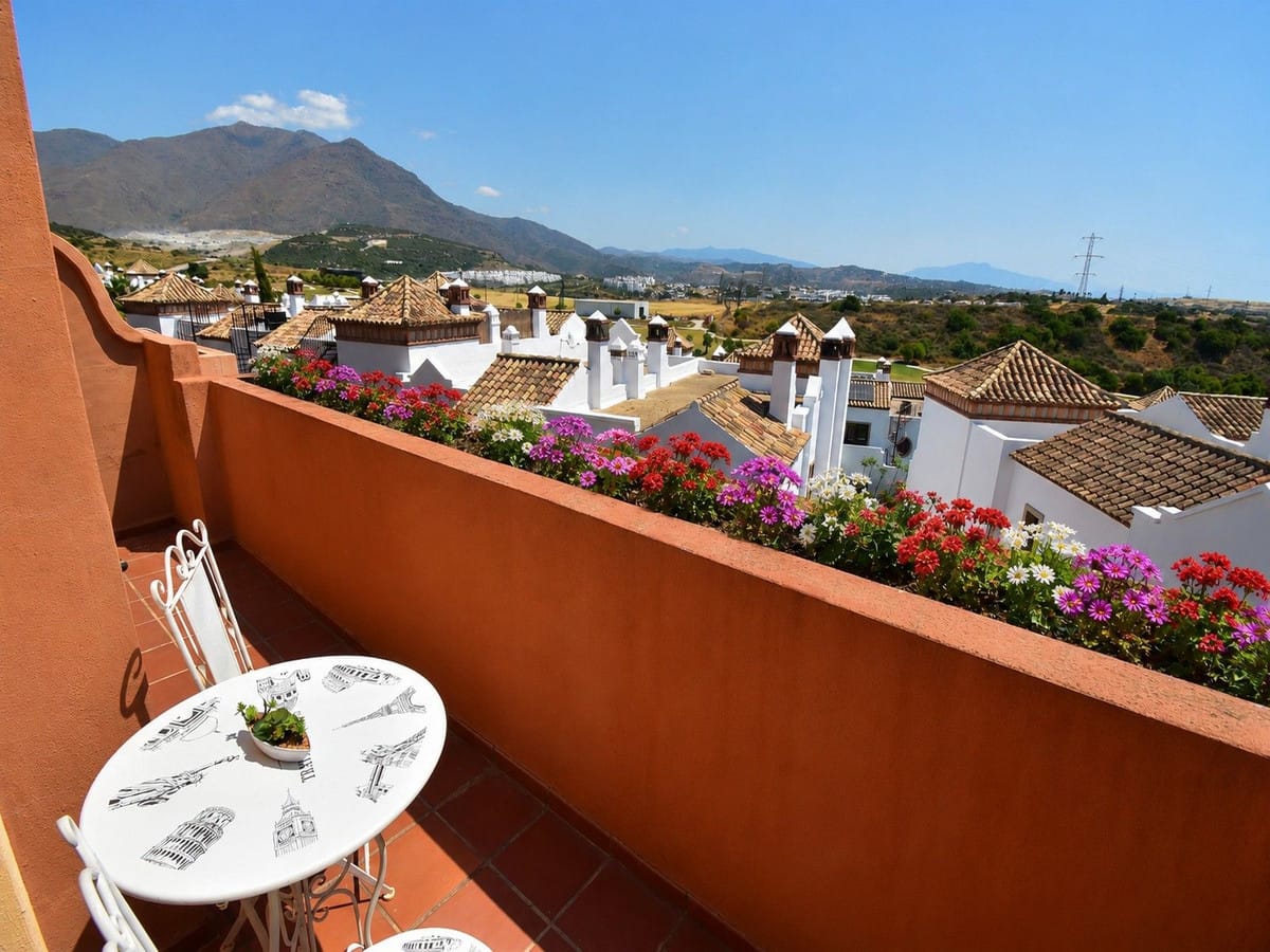 Halfvrijstaande villa met 3 slaapkamers in Estepona in Estepona - foto 19