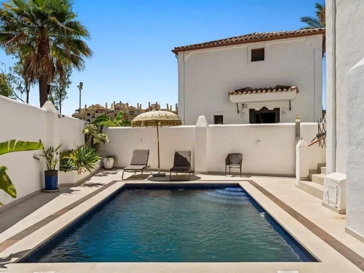 4-slaapkamer villa in Selwo, Estepona in Selwo - foto 4