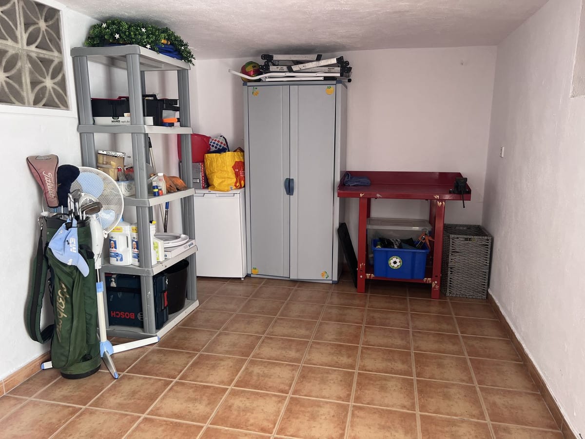 Drie slaapkamers stadswoning aan frontline golf in El Paraíso in El Paraiso - foto 18