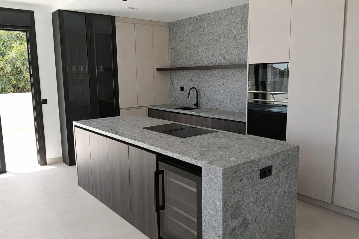 Exclusieve nieuwbouwvilla met zeezicht in Riviera del Sol in Riviera del Sol - foto 14