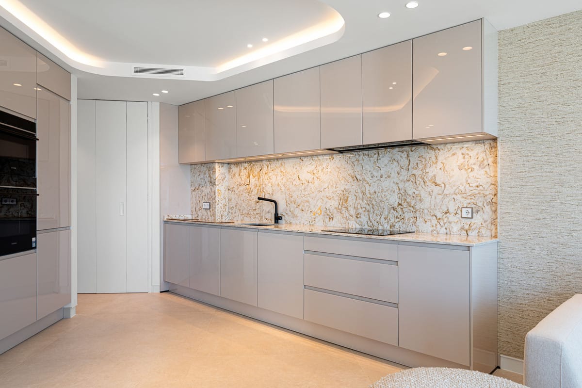 Drie-slaapkamerappartement in Marbella in Marbella - foto 7