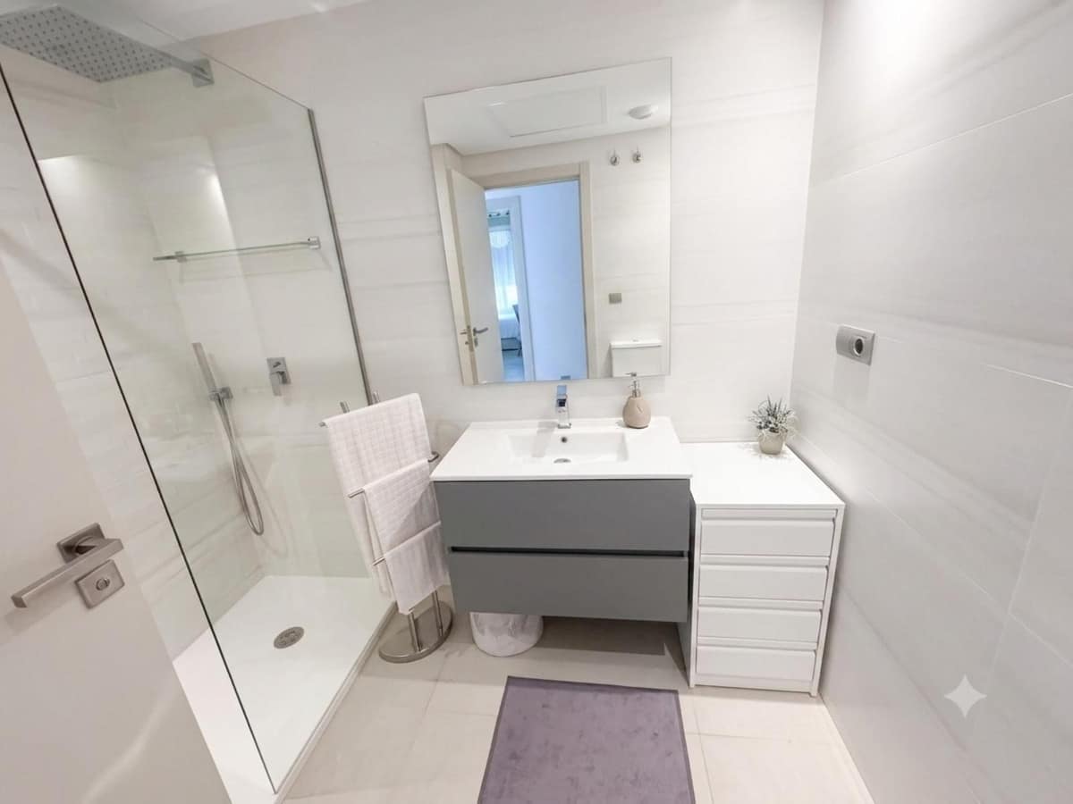 Drie slaapkamer appartement met panoramisch uitzicht in Harmony, La Cala Golf in La Cala Golf - foto 18