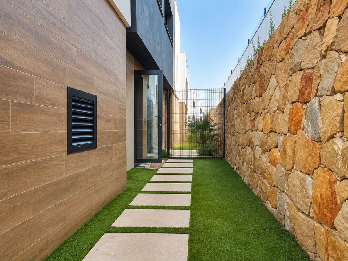 Drie-slaapkamer stadswoning in Serene Atalaya in Atalaya - foto 11
