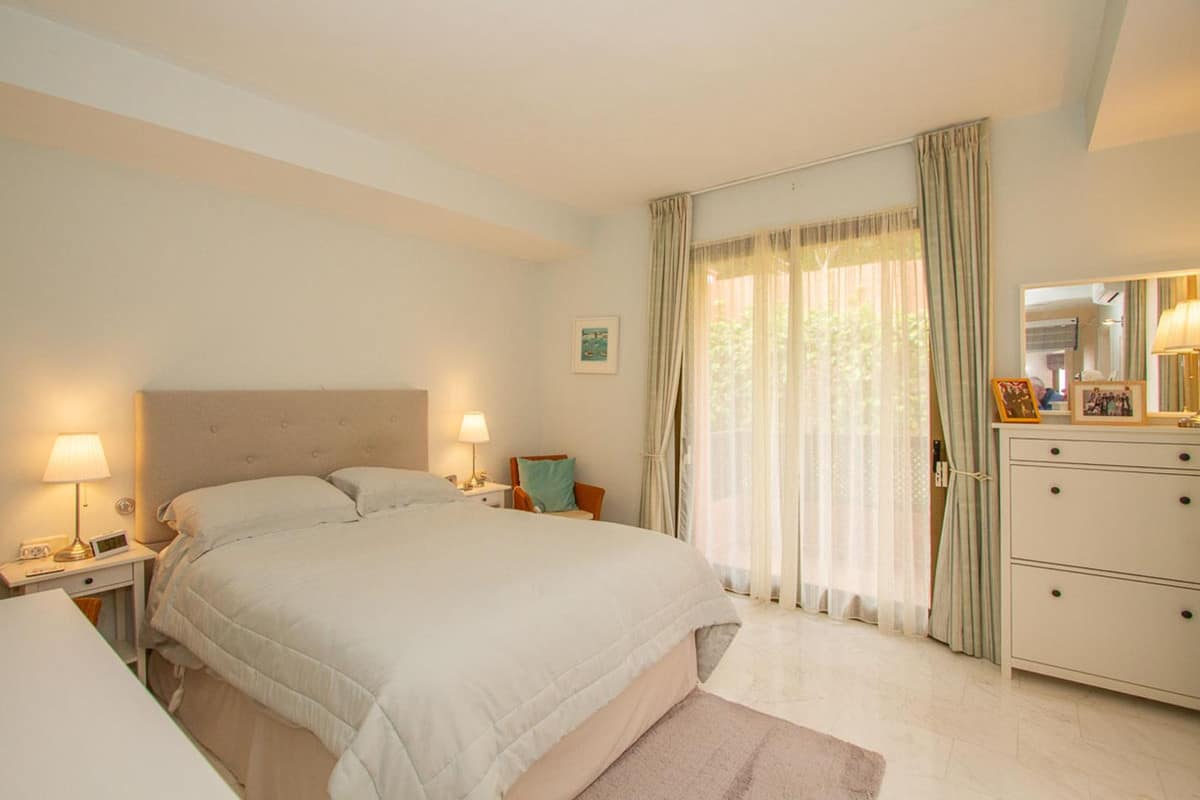 Twee-slaapkamer appartement in La Mairena in La Mairena - foto 15