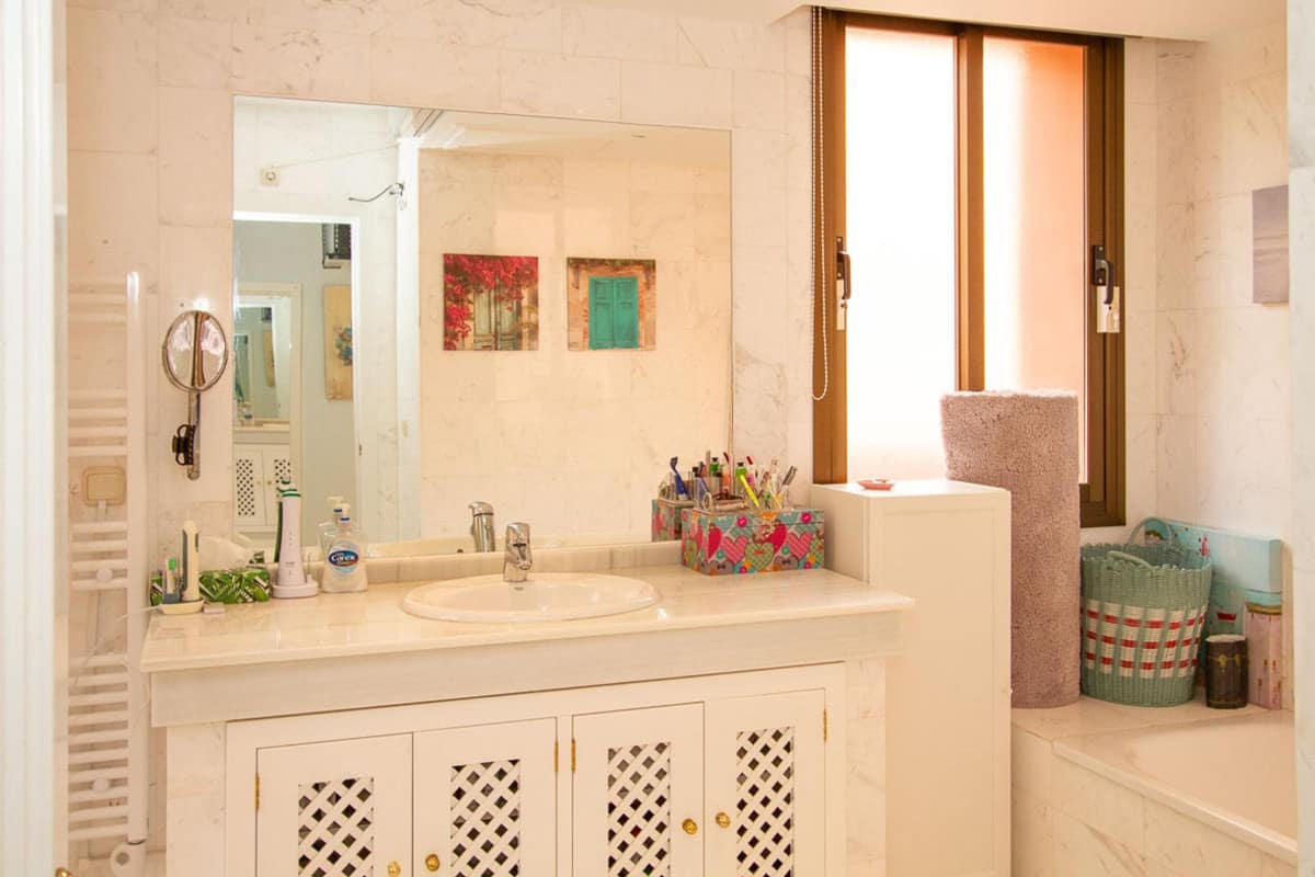 Twee-slaapkamer appartement in La Mairena in La Mairena - foto 16