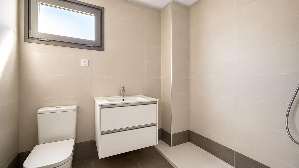 Drie-slaapkamer appartement in Benalmádena Costa in Benalmadena Costa - foto 11