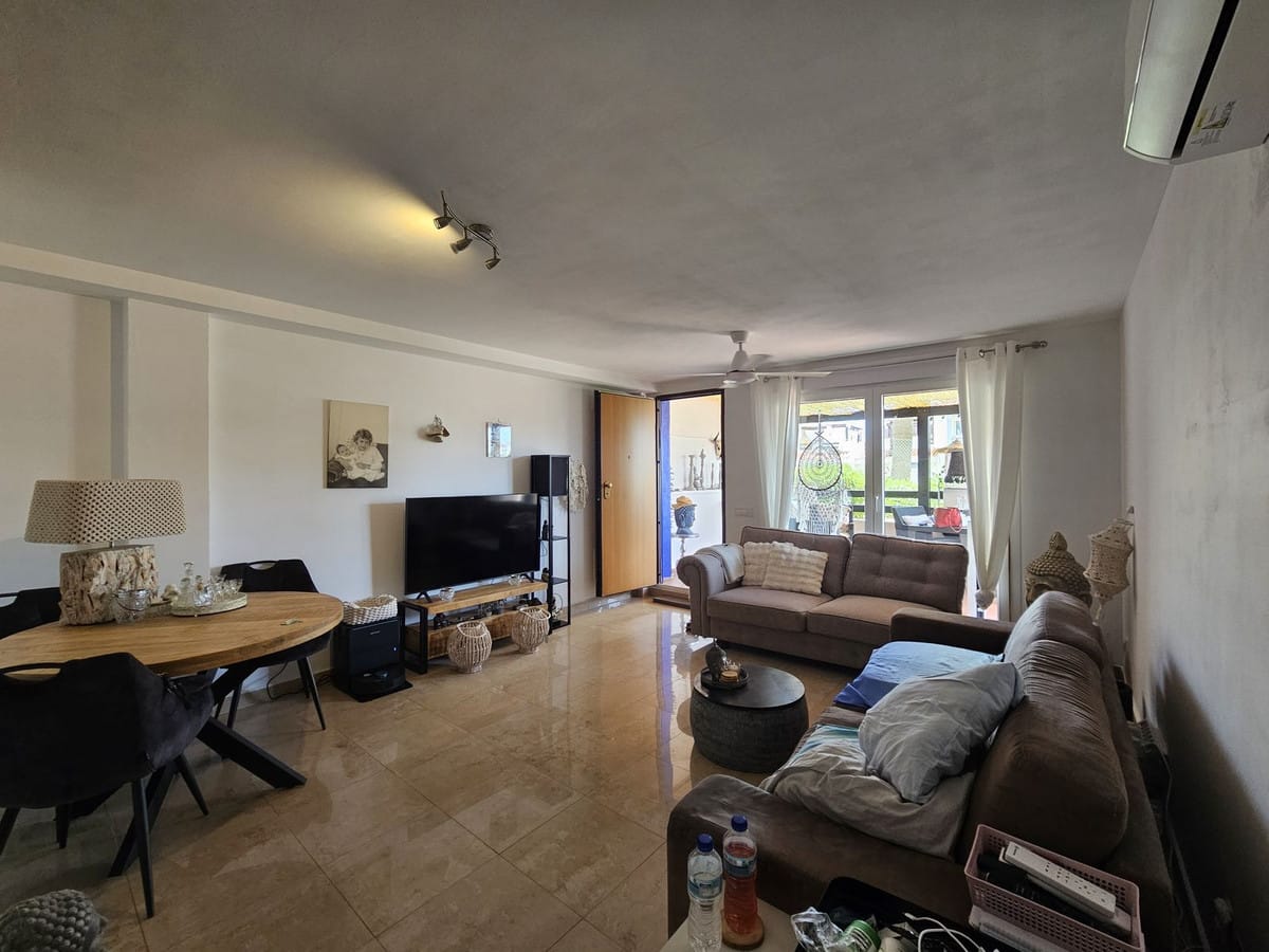 Appartement met 2 slaapkamers in Manilva in Manilva - foto 2