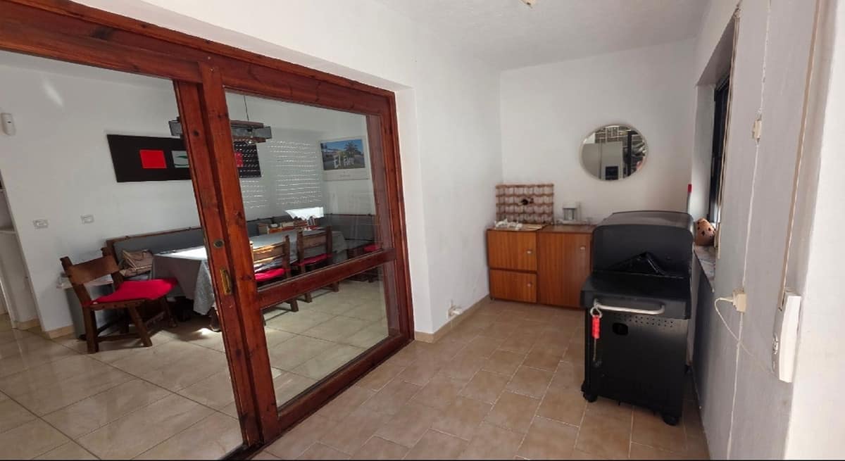 3-slaapkamer Villa in El Faro met Privézwembad en Toeristische Licentie in El Faro - foto 13
