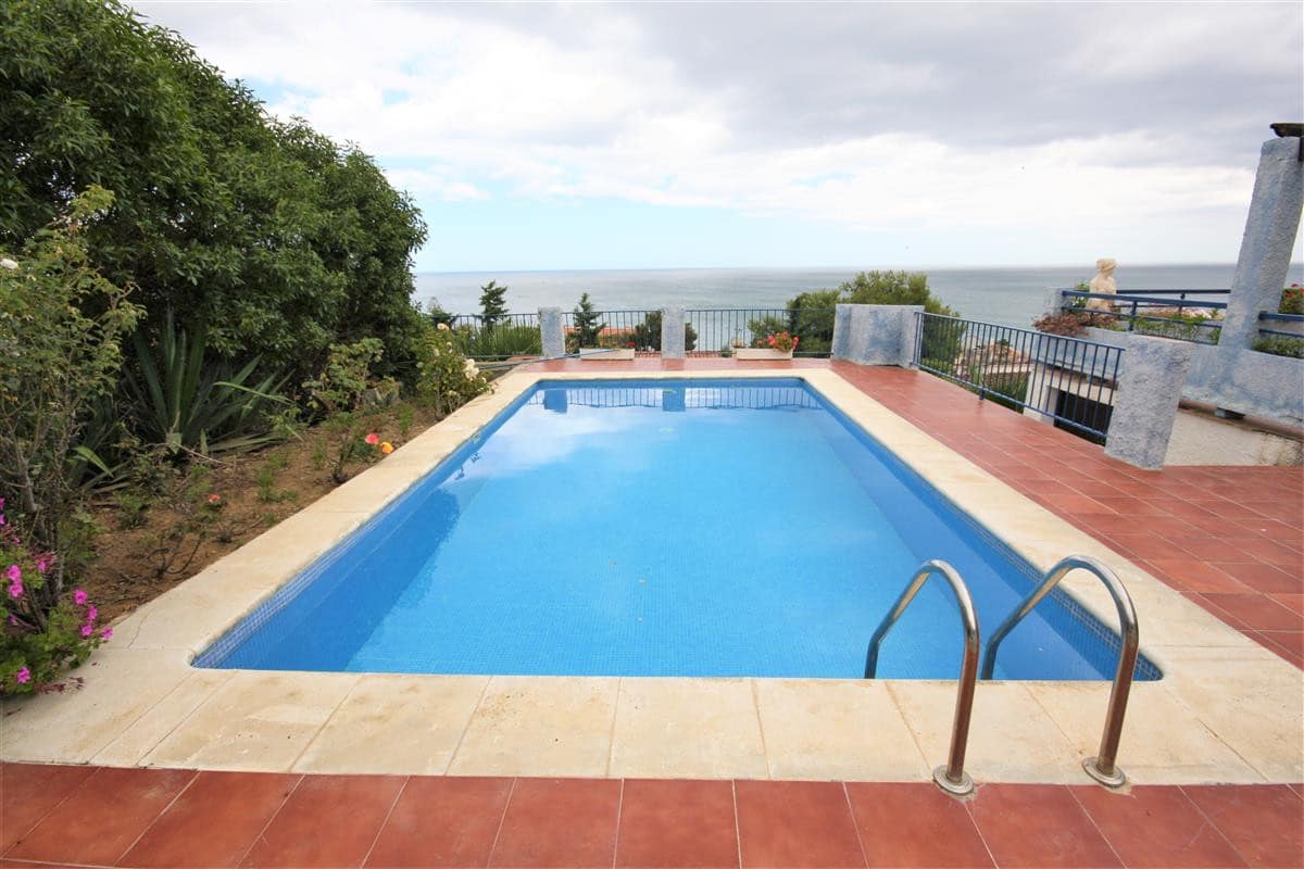 Villa met zeezicht en 4 slaapkamers in Estepona in Estepona - foto 2