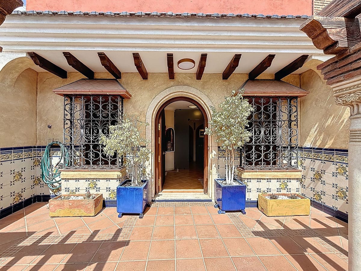 5-slaapkamerwoning in Pedregalejo, Málaga Este – 100 m van het strand in Málaga Este - foto 3