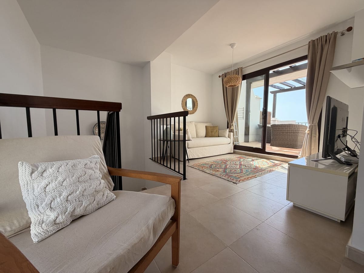 Duplex penthouse met 2 slaapkamers in Altos de los Monteros, Marbella in Los Monteros - foto 12