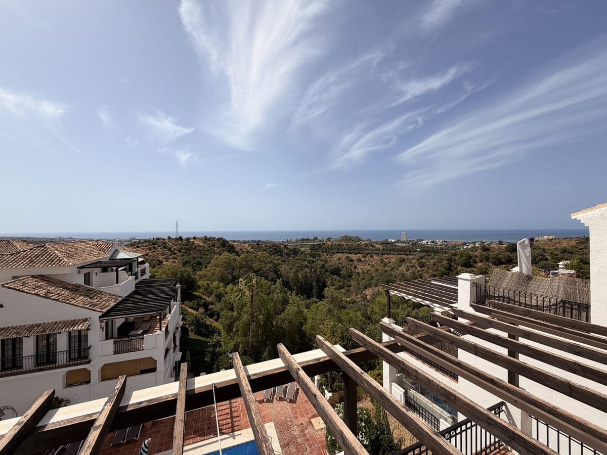 Duplex penthouse met 2 slaapkamers in Altos de los Monteros, Marbella in Los Monteros - foto 15