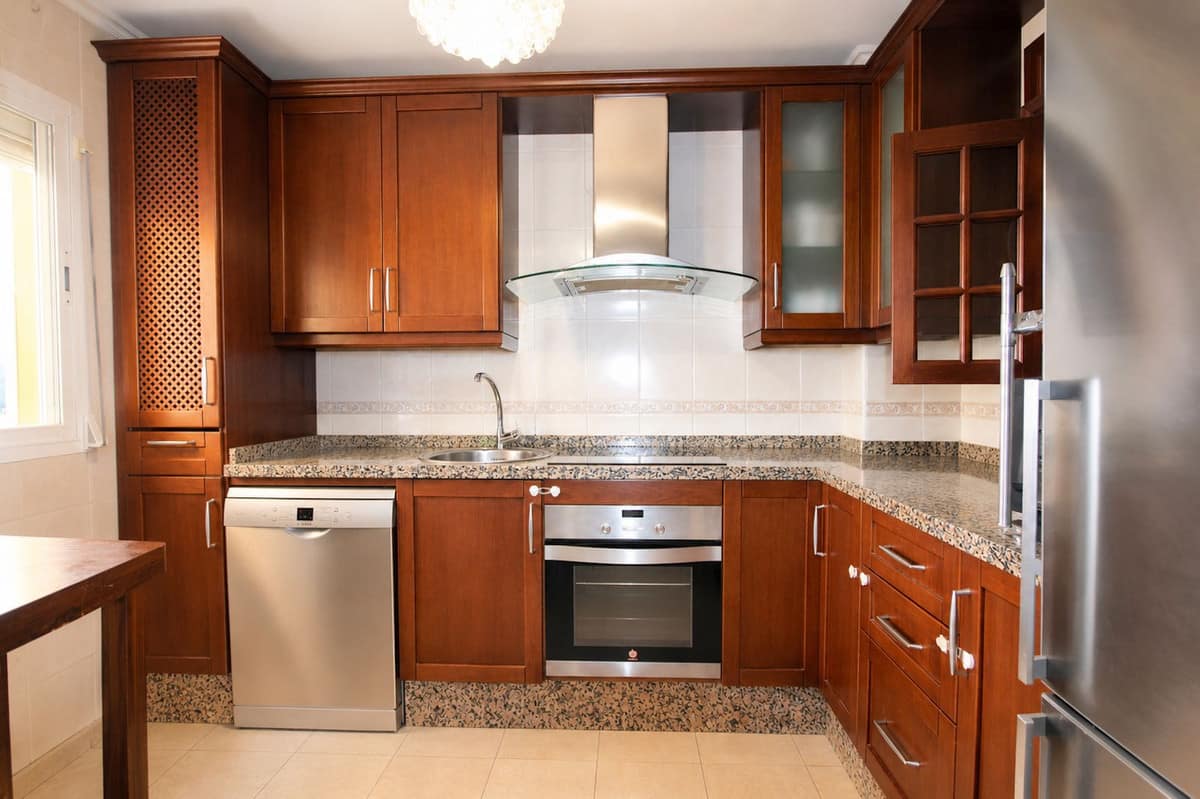 5-slaapkamer stadswoning in Marbella met onafhankelijk studio-appartement in Marbella - foto 3