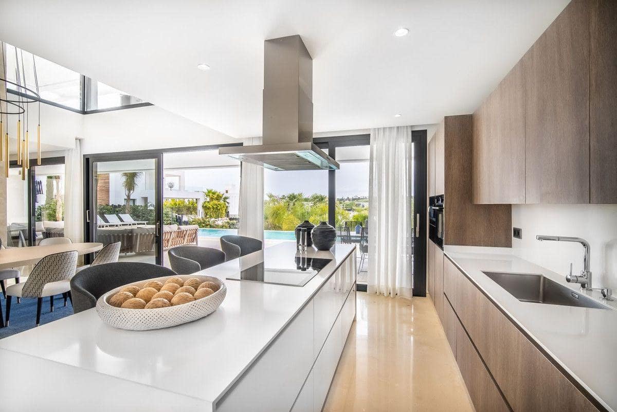 Villa met 6 slaapkamers in Nueva Andalucía, Marbella in Nueva Andalucía - foto 12