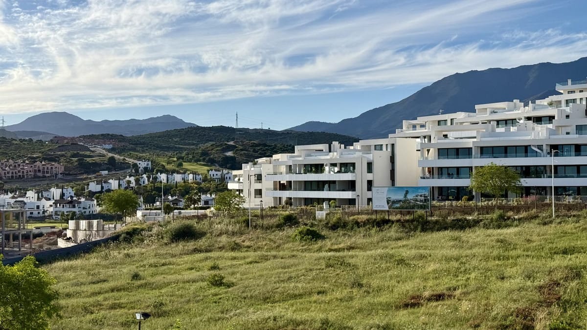 Penthouse met twee niveaus zeezichtterras in Estepona in Estepona - foto 12