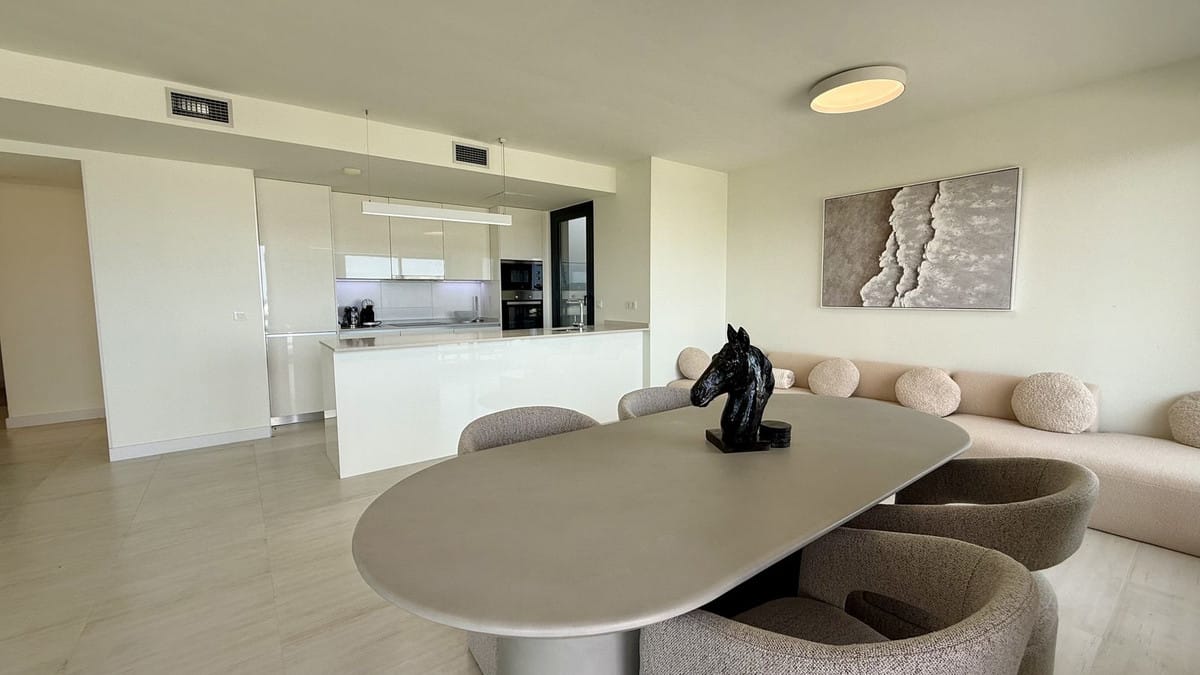 Penthouse met twee niveaus zeezichtterras in Estepona in Estepona - foto 13