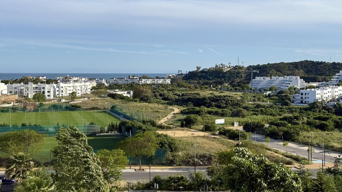Penthouse met twee niveaus zeezichtterras in Estepona in Estepona - foto 4