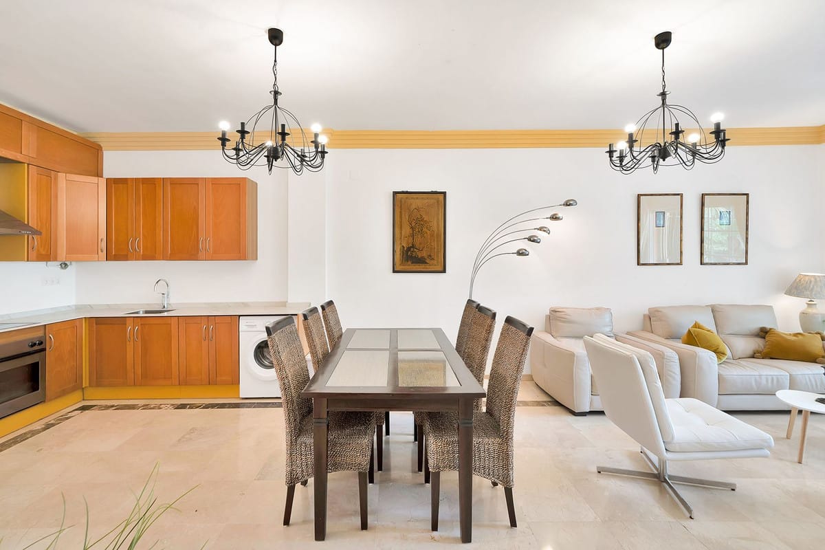 Drie-slaapkamerappartement in Nueva Andalucía in Nueva Andalucía - foto 14