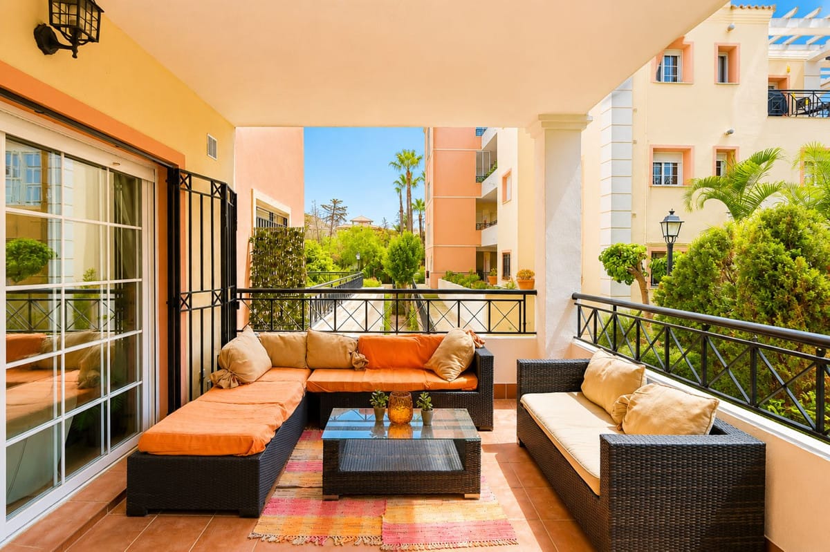 Drie-slaapkamerappartement in Nueva Andalucía in Nueva Andalucía - foto 3