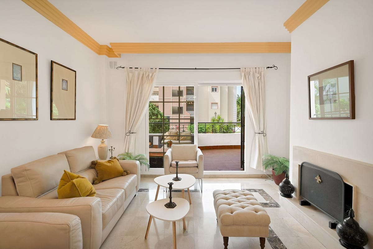 Drie-slaapkamerappartement in Nueva Andalucía in Nueva Andalucía - foto 4