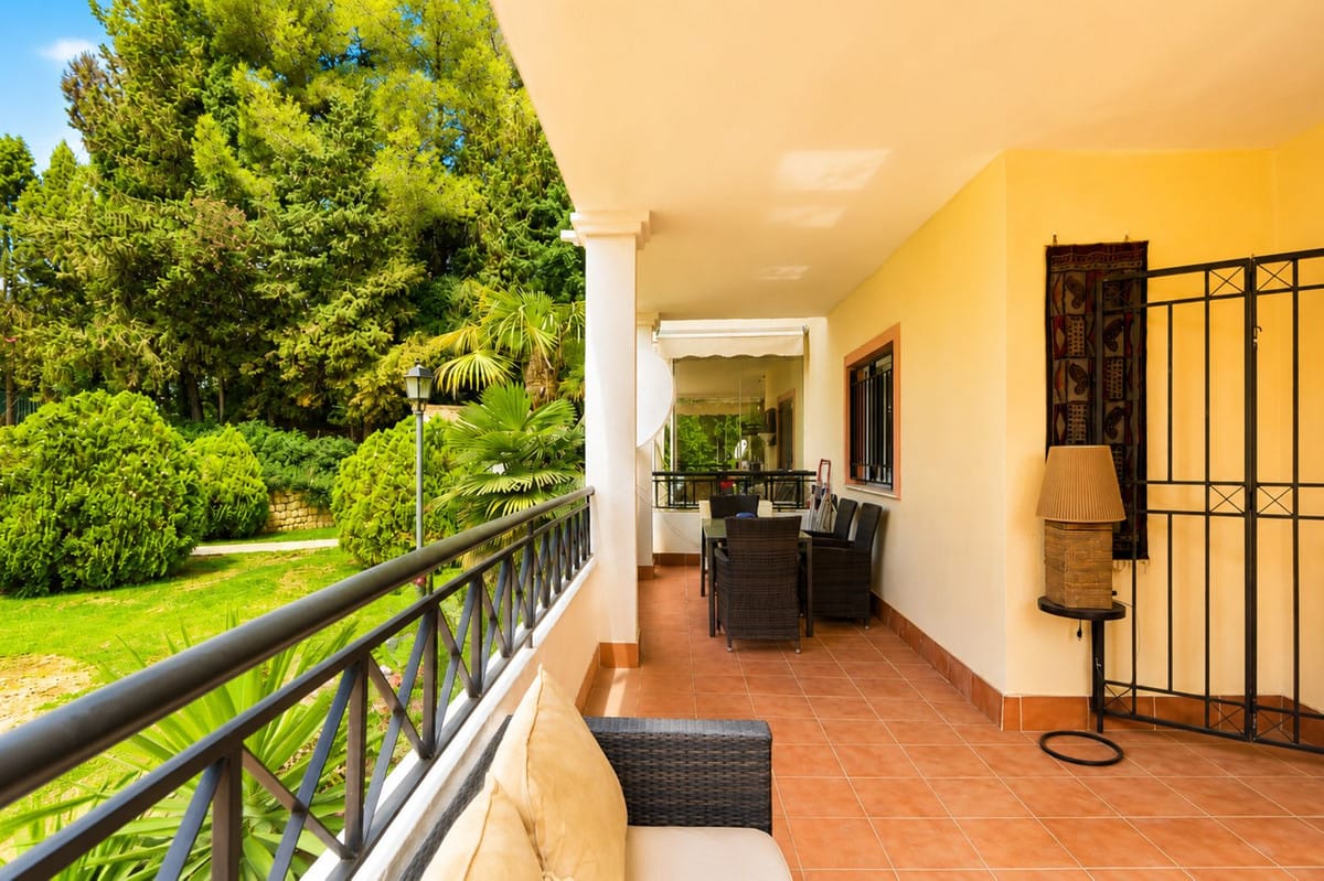 Drie-slaapkamerappartement in Nueva Andalucía in Nueva Andalucía - foto 8