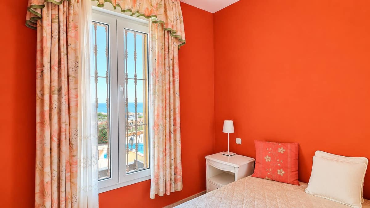 Villa met 5 slaapkamers in La Duquesa in La Duquesa - foto 15