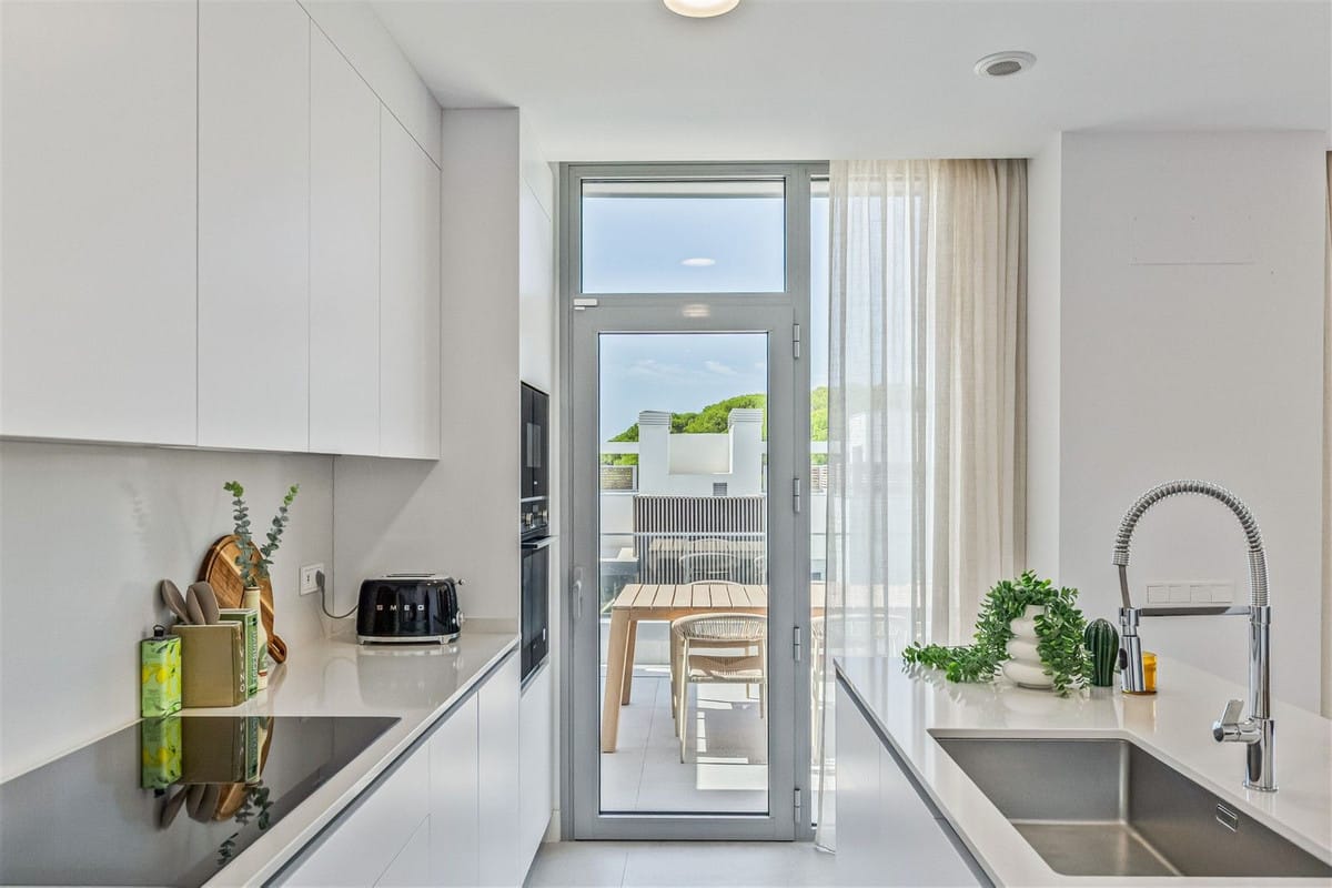 Drie-slaapkamer duplex penthouse met privézwembad in Santa Clara, Marbella Oost in Santa Clara - foto 11