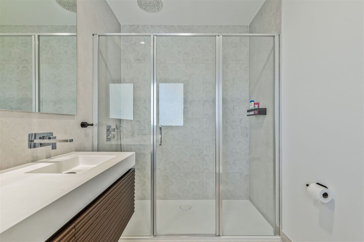 Drie-slaapkamer duplex penthouse met privézwembad in Santa Clara, Marbella Oost in Santa Clara - foto 18