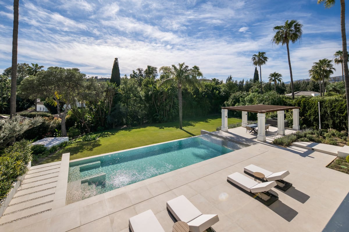 6-slaapkamer villa in Nueva Andalucía in Nueva Andalucía - foto 9