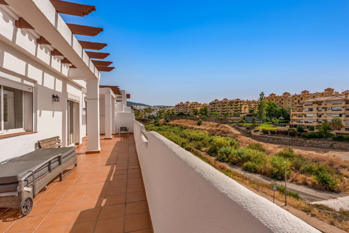 Penthouse duplex met 3 slaapkamers in Selwo, Costa del Sol in Selwo - foto 18