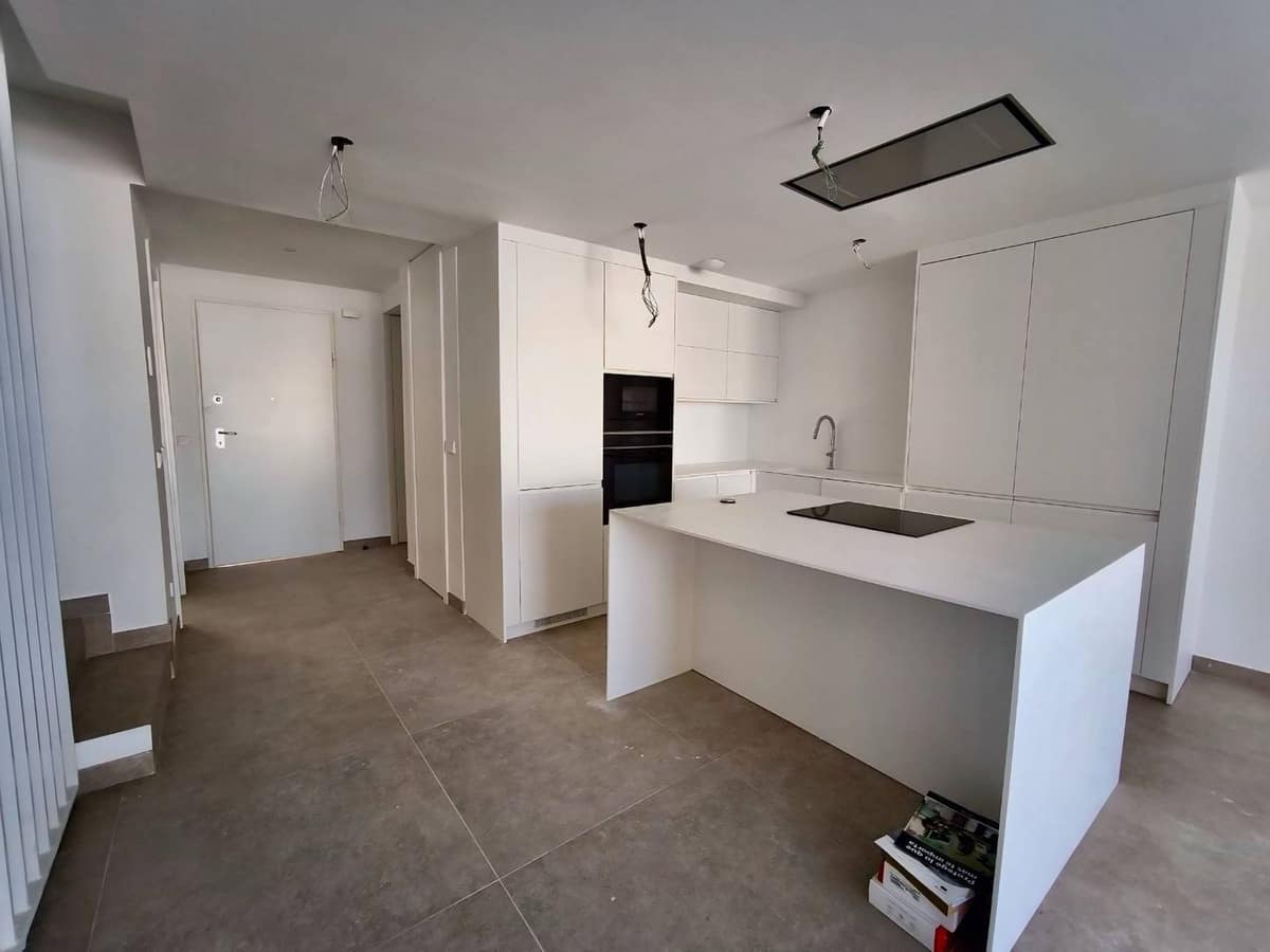 Exclusief duplex-penthouse met panoramische terrassen en zeezicht in Bel-Air, Estepona in Bel Air - foto 9