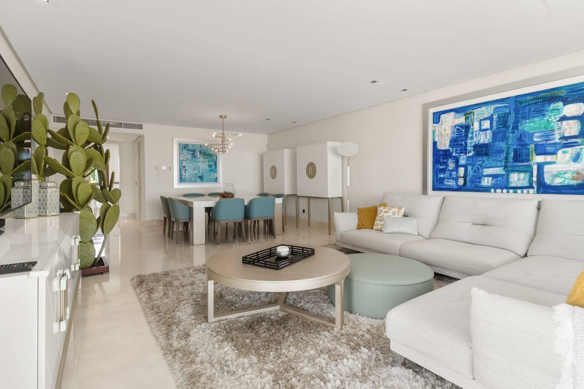Drie-slaapkamer penthouse direct aan het strand in Estepona in Estepona - foto 4