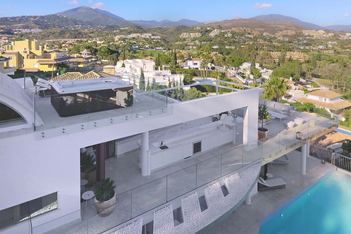 Villa met 7 slaapkamers in Nueva Andalucía in Nueva Andalucía - foto 18