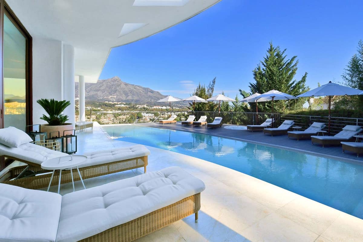 Villa met 7 slaapkamers in Nueva Andalucía in Nueva Andalucía - foto 3
