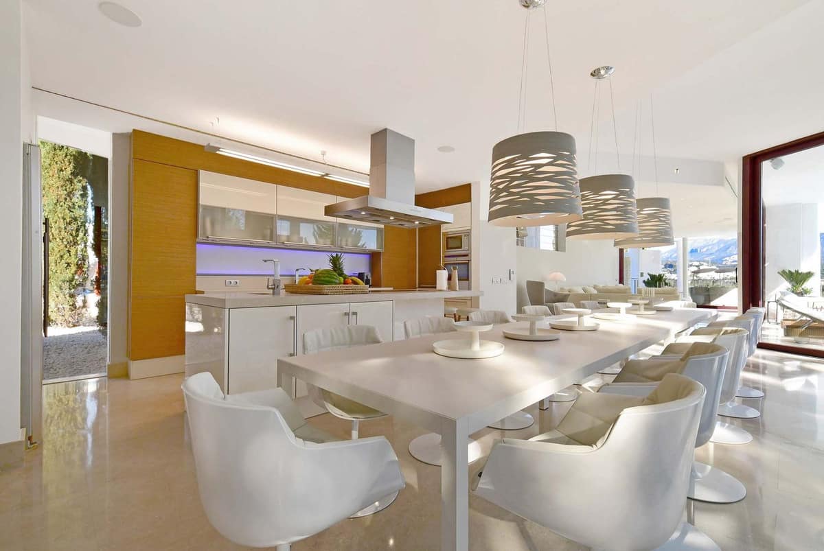 Villa met 7 slaapkamers in Nueva Andalucía in Nueva Andalucía - foto 9