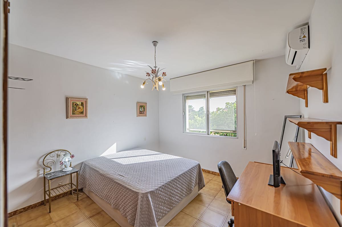 Vrijstaande villa met 5 slaapkamers in Marbella in Marbella - foto 9