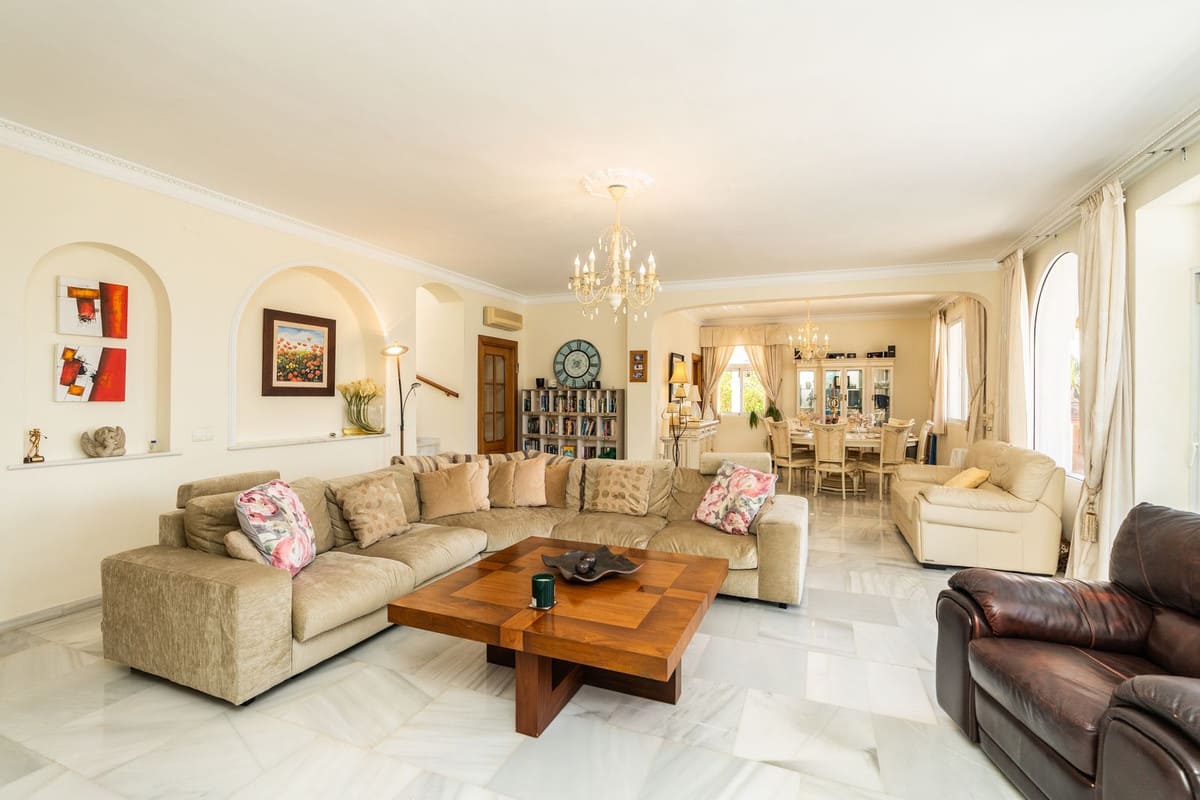 Luxe Andalusische villa in El Chaparral met 5 slaapkamers in El Chaparral - foto 11