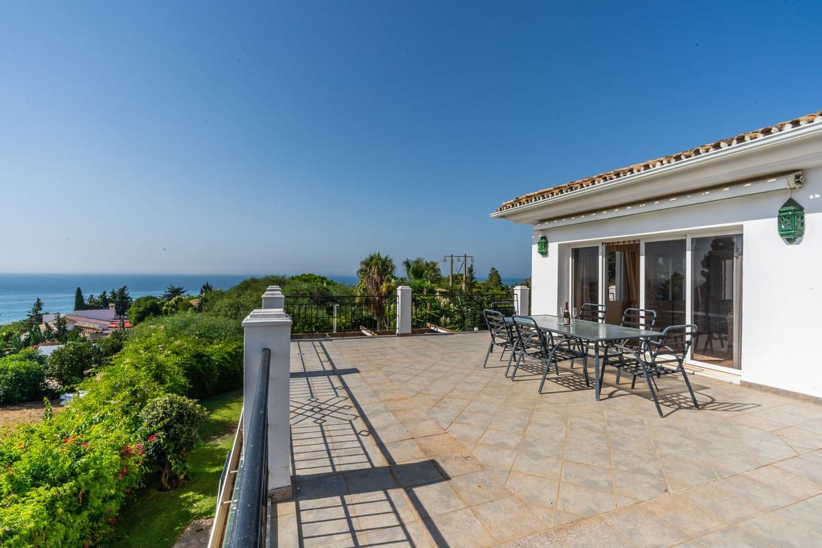 Luxe Andalusische villa in El Chaparral met 5 slaapkamers in El Chaparral - foto 4