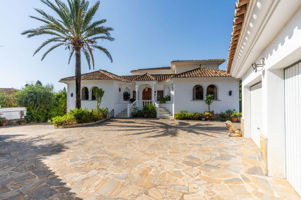Luxe Andalusische villa in El Chaparral met 5 slaapkamers in El Chaparral - foto 7
