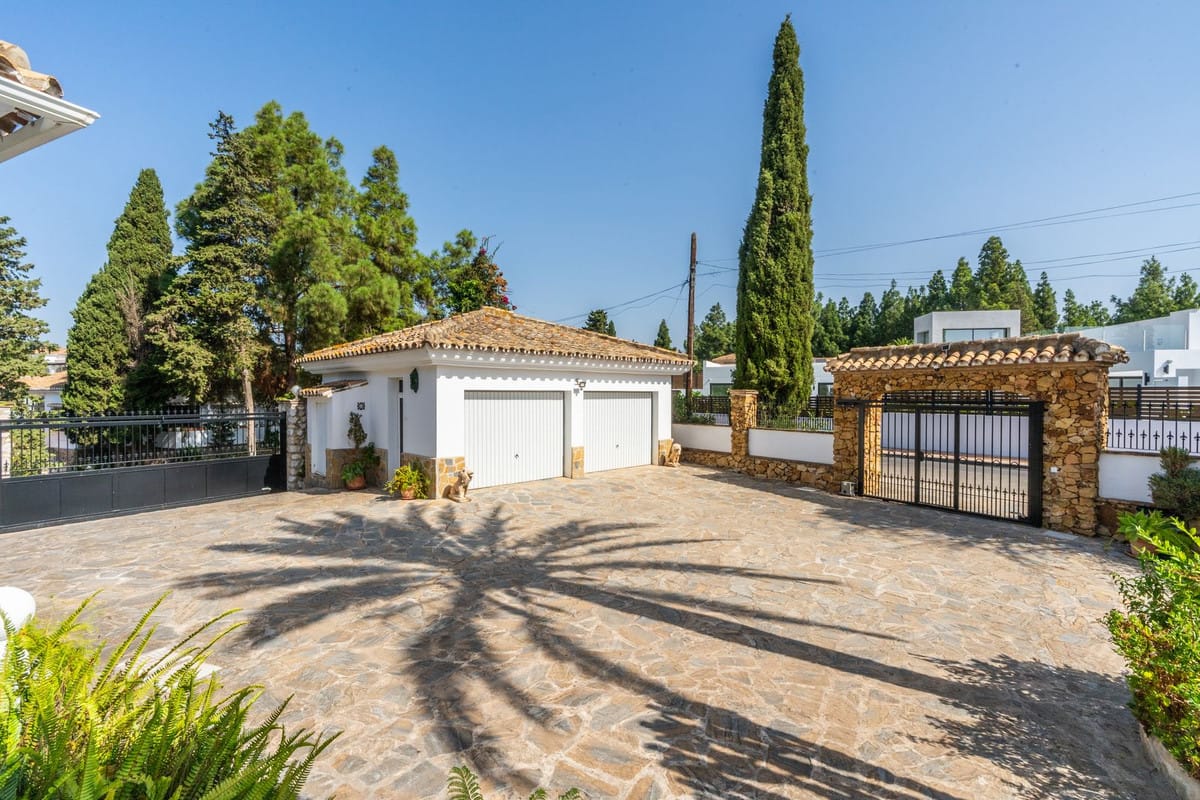 Luxe Andalusische villa in El Chaparral met 5 slaapkamers in El Chaparral - foto 9
