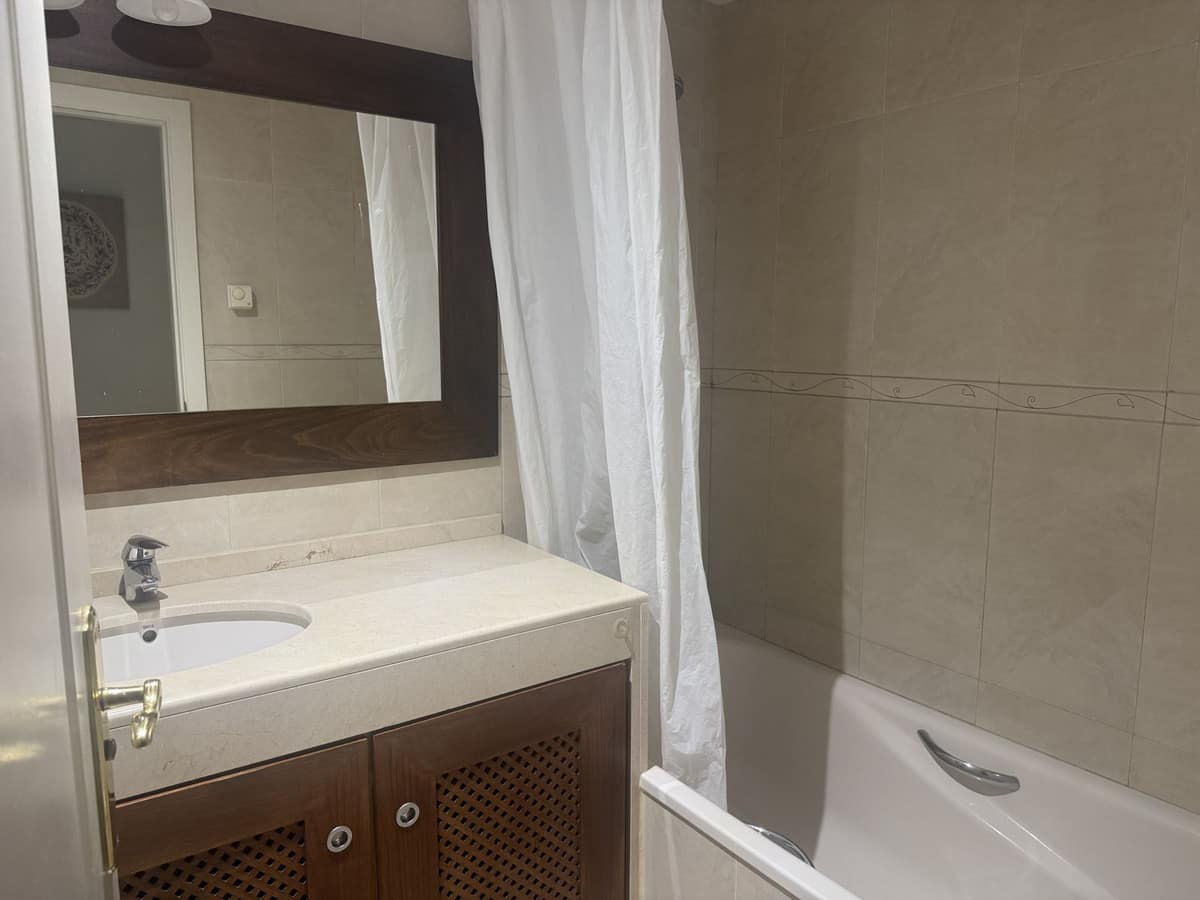 Begane grond 2-slaapkamerappartement in Mijas Costa in Mijas Costa - foto 8