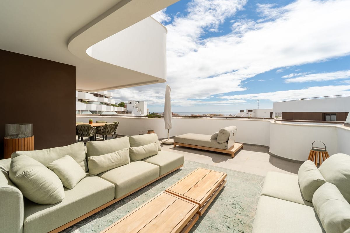 Drie-slaapkamer appartement in Estepona in Estepona - foto 13