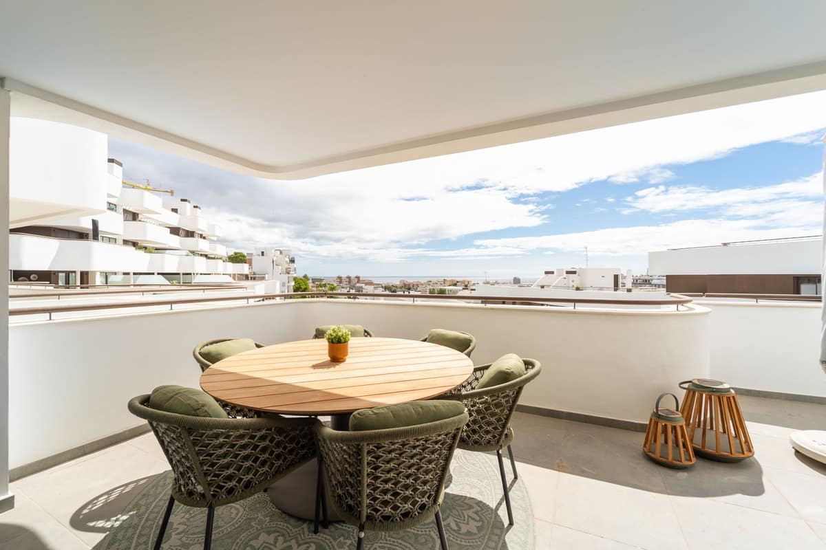 Drie-slaapkamer appartement in Estepona in Estepona - foto 3