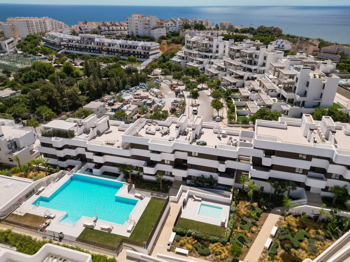 Drie-slaapkamer appartement in Estepona in Estepona - foto 7