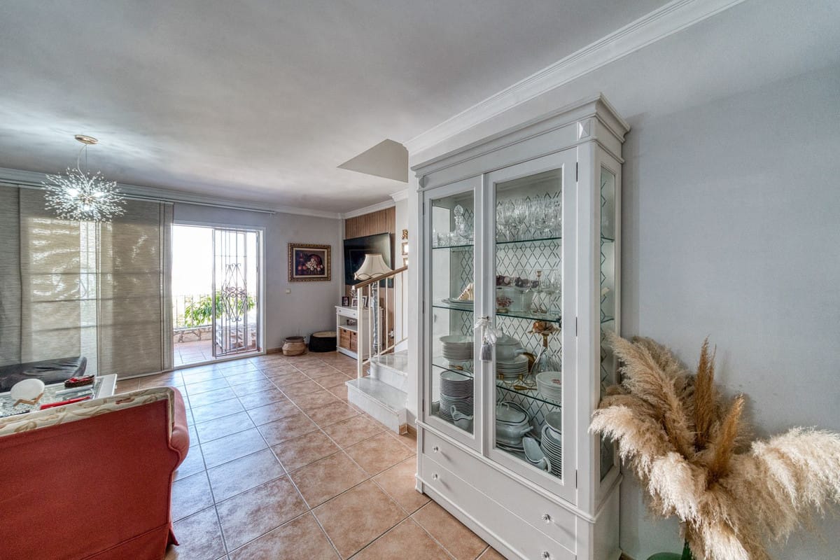 Herenhuis met 4 slaapkamers in Coín in Coín - foto 8